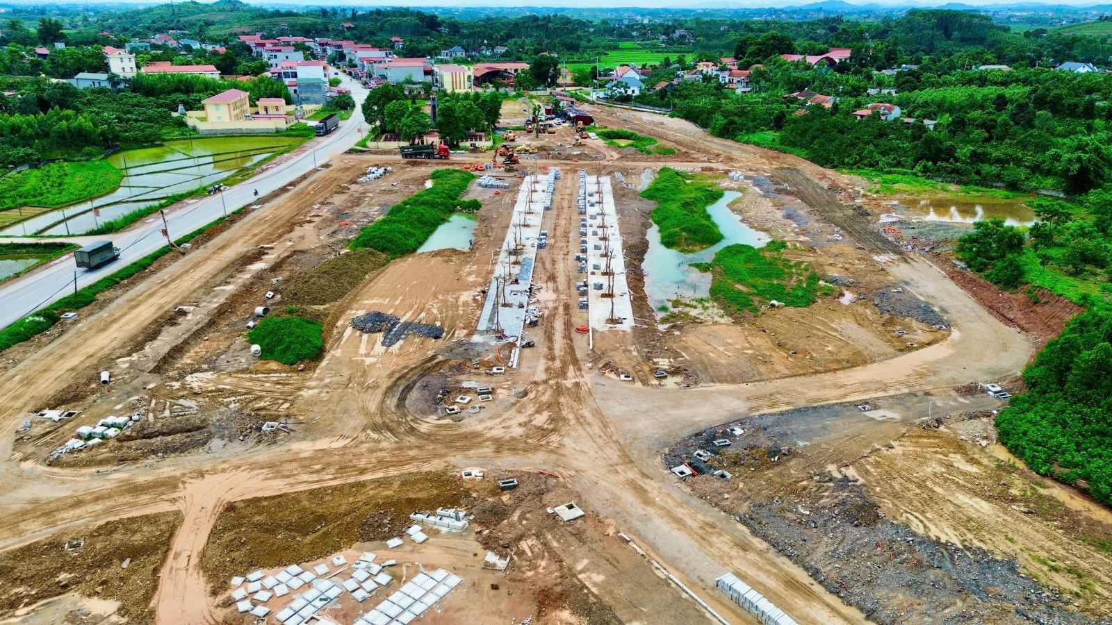 tiến độ thi công